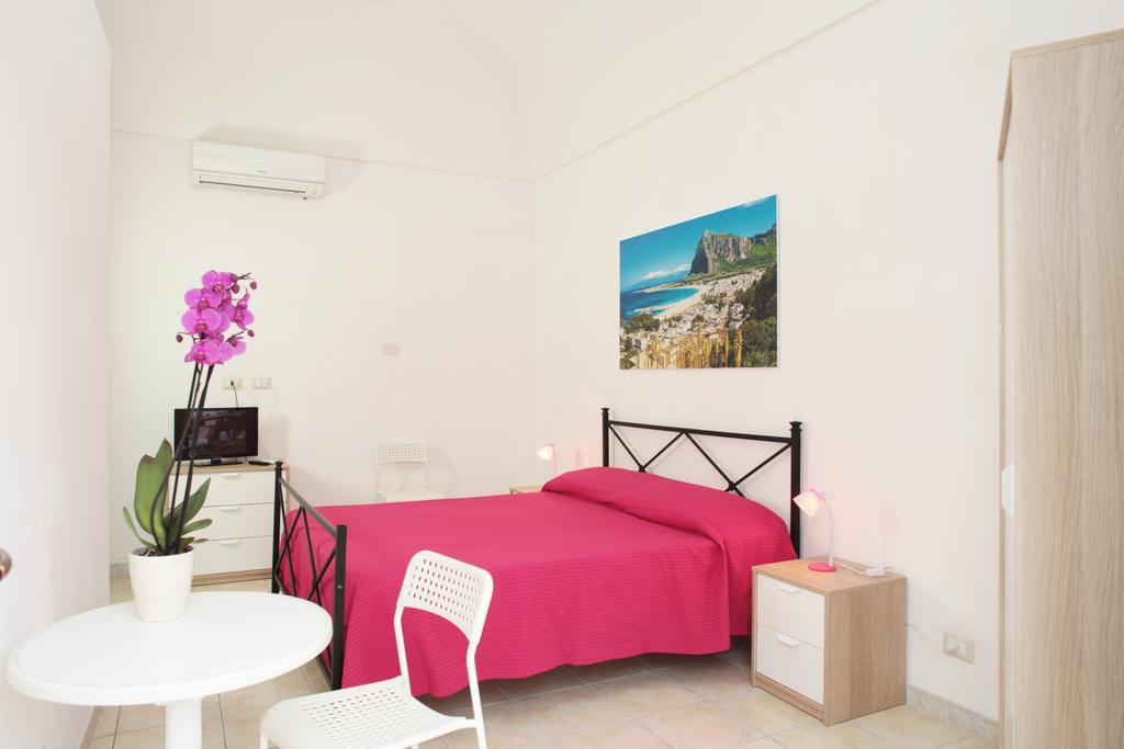 Residence Lion Сан-Вито-Ло-Капо Экстерьер фото